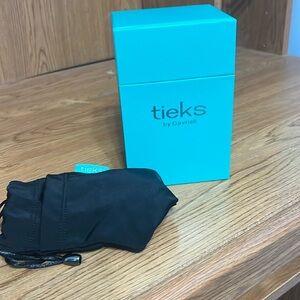 Tieks box and storage sleeves